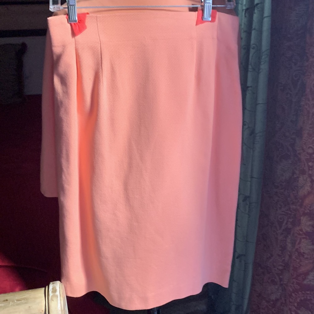 Womens 2 pc suit - Picture 3 of 5
